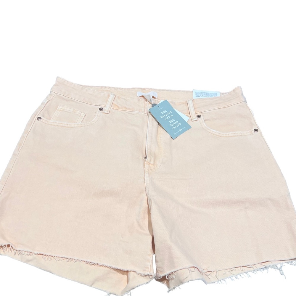 H&M orange shorts